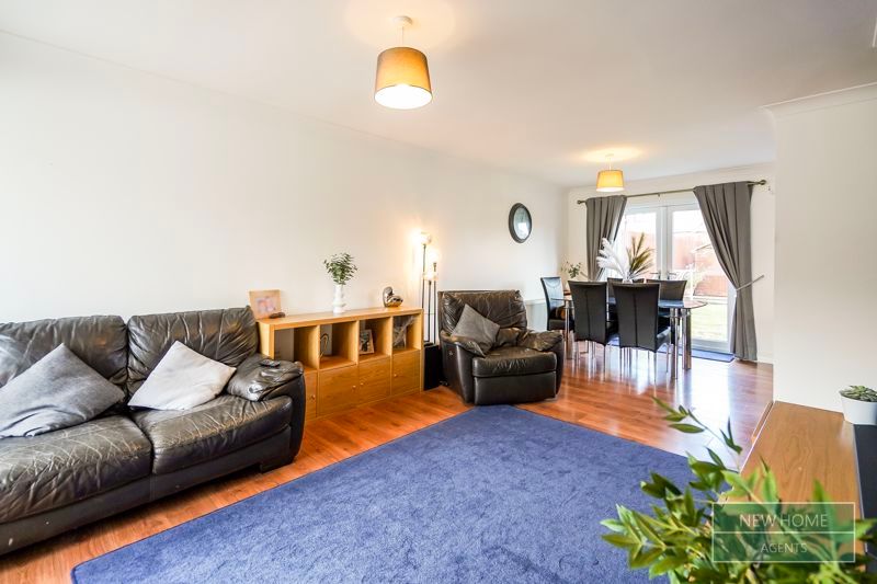 Property photo 2 of 16 Photo 9