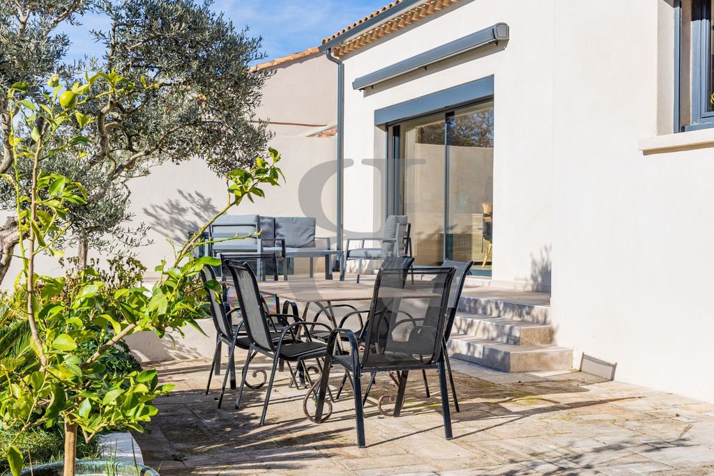 Property photo 3 of 19