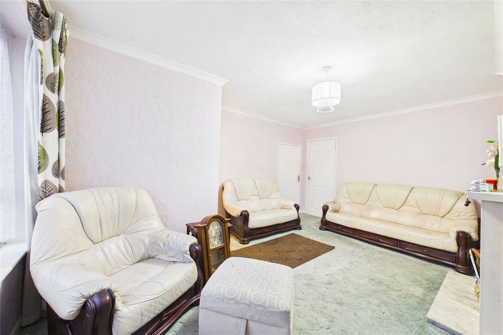 Property photo 3 of 12 Picture No. 16