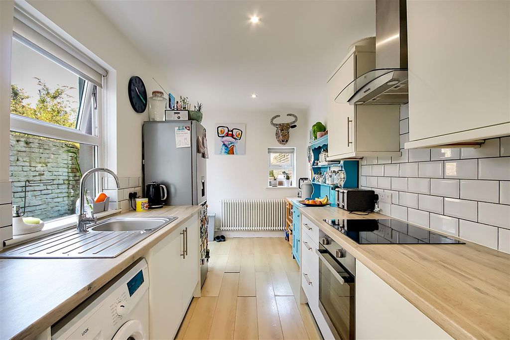 Property photo 3 of 15 Img_5621-Img_5623.Jpg