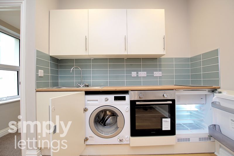 Property photo 3 of 7 Photo 5