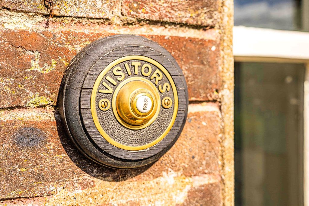 Property photo 3 of 32 Picture No. 05