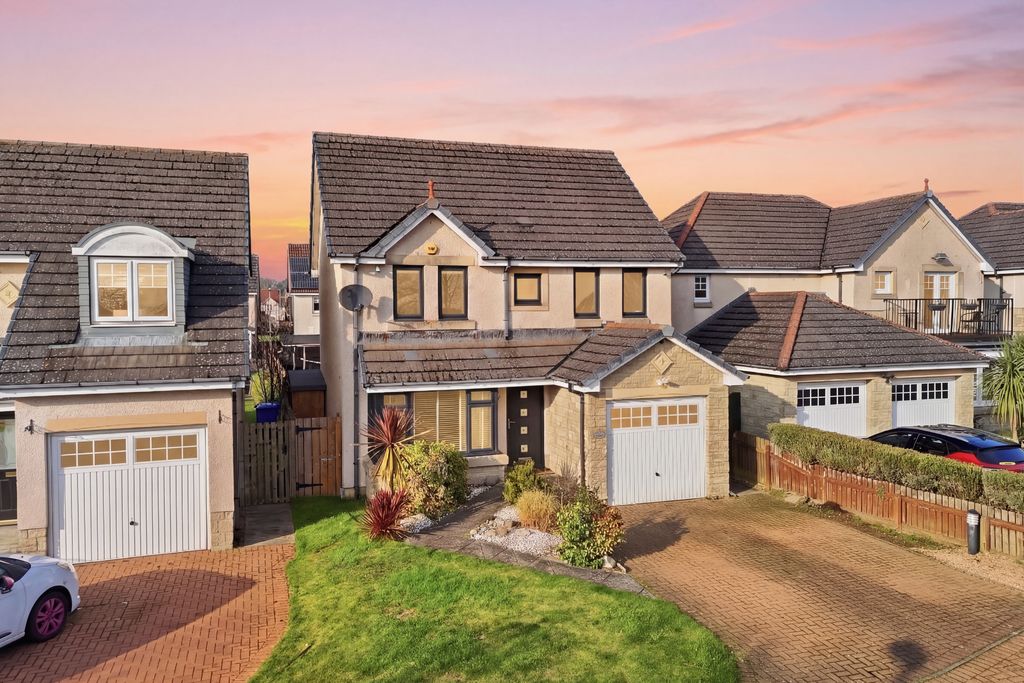 Property photo 1 of 30 Primary Property Image