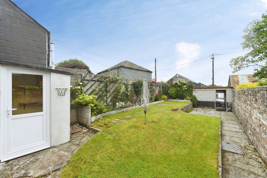 Property photo 1 of 18 Pbox-Img.Jpg