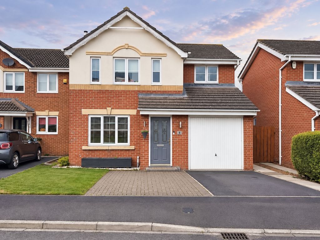 Property photo 1 of 17 Slaley Ewemove New Marske-13