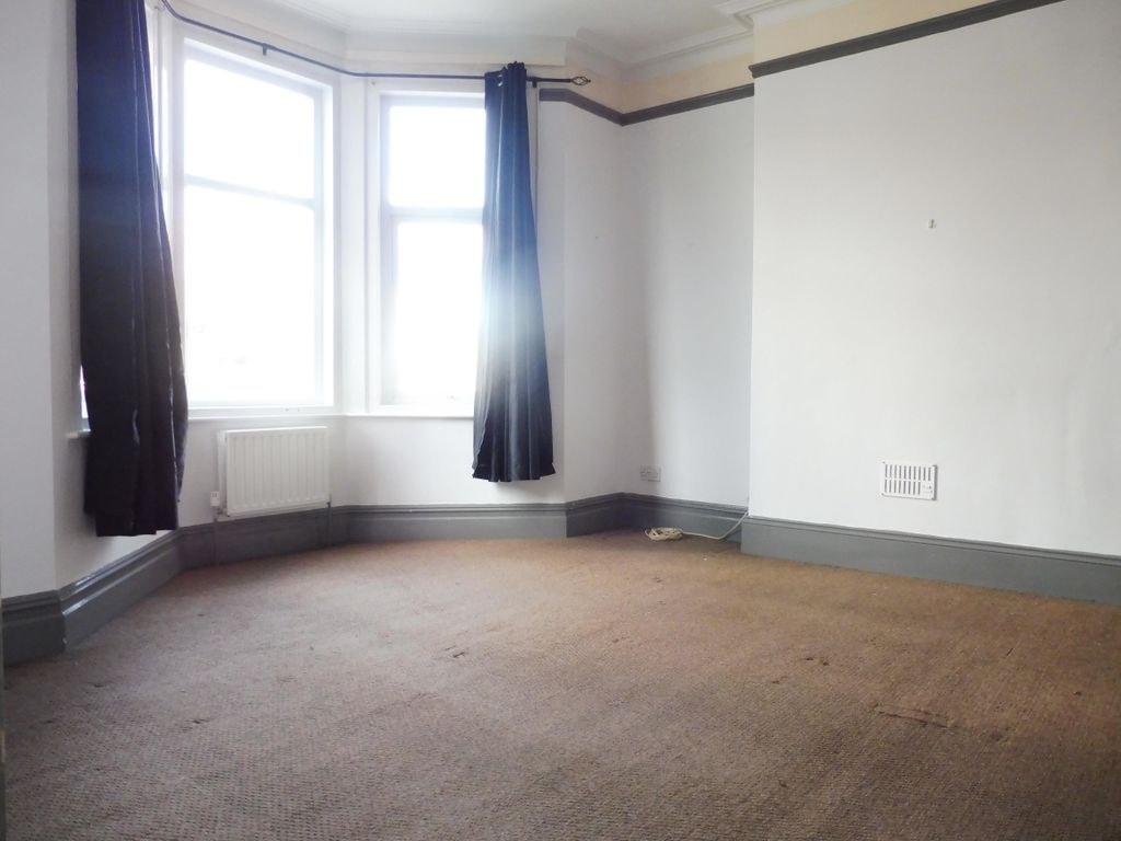 Property photo 2 of 5 Bedroom 1