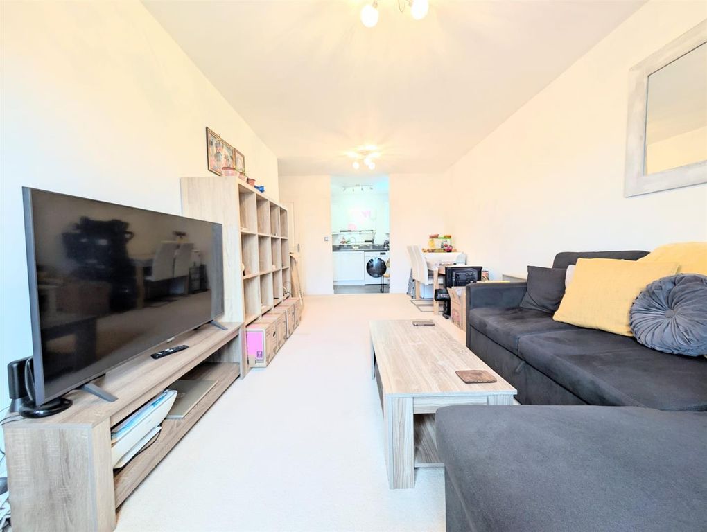 Property photo 2 of 7 539Aab75-0B28-430c-Ad85-Ddc41Df363Ed.Jpg