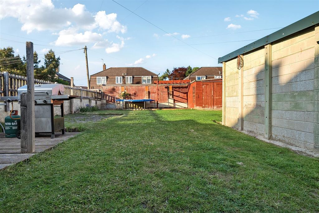 Property photo 2 of 17 14-681Cfa0762B44-1286863-Arw-14.Jpg