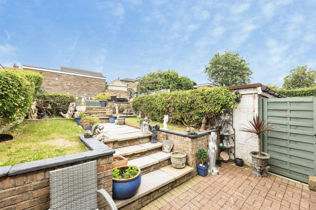 Property photo 2 of 16