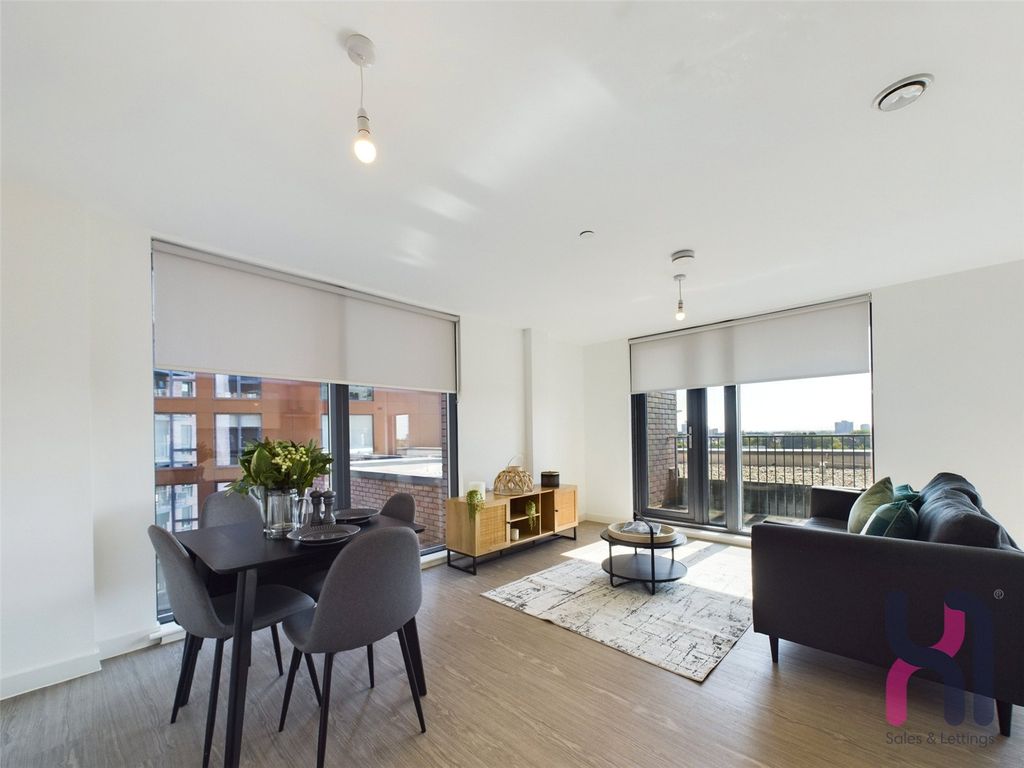 Property photo 2 of 10 Picture No. 03