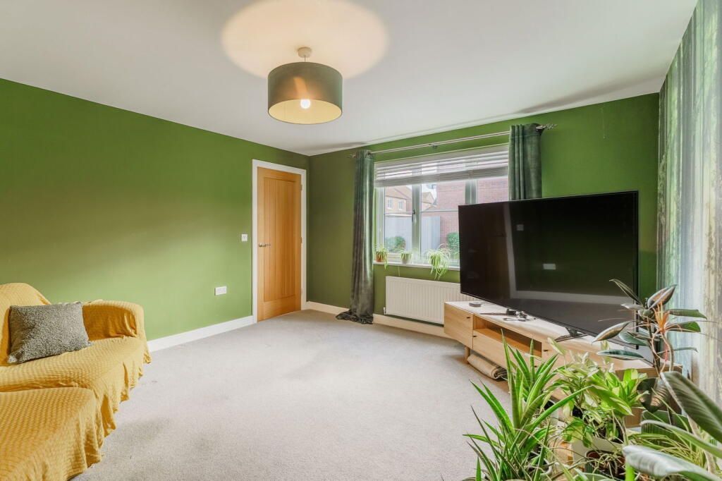 Property photo 2 of 23