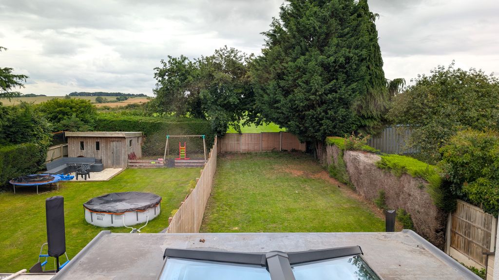 Property photo 3 of 13