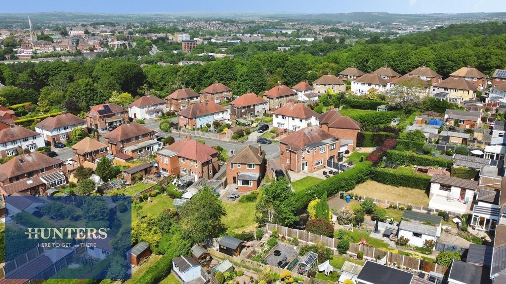 Property photo 2 of 16 Drone Rear 01.Jpg