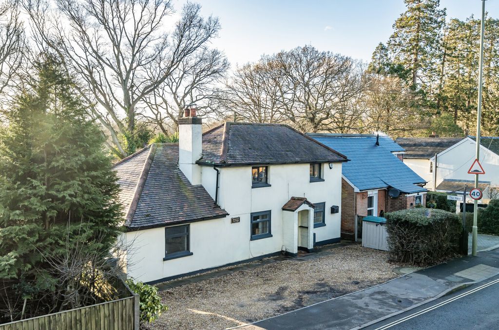 Property photo 1 of 17 1407367-2-69838Ac...