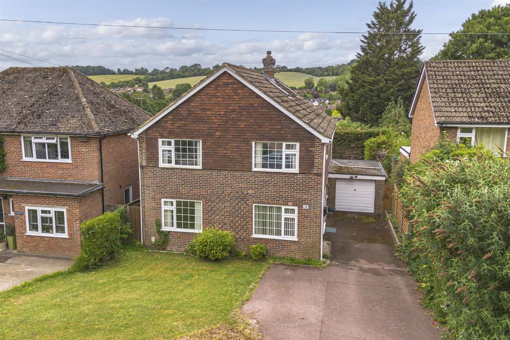 Property photo 1 of 16 c7078ce1-Aa9A-4Bfc-8E0c-2Da0988Efbb2.Jpg