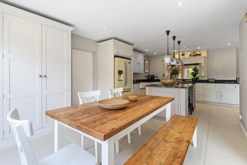 Property photo 1 of 20 Image