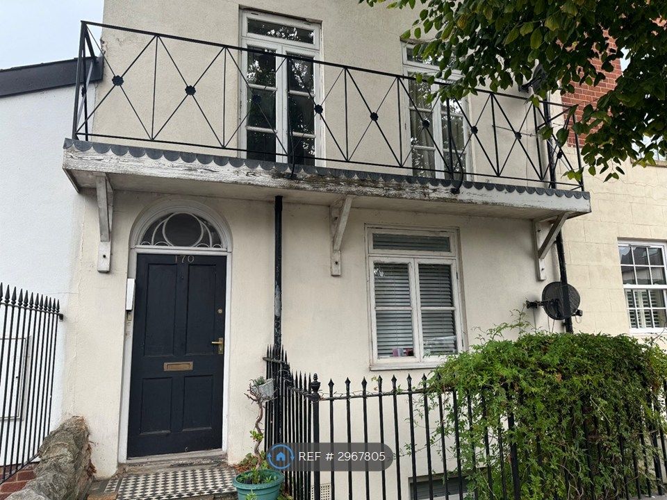 Property photo 1 of 3