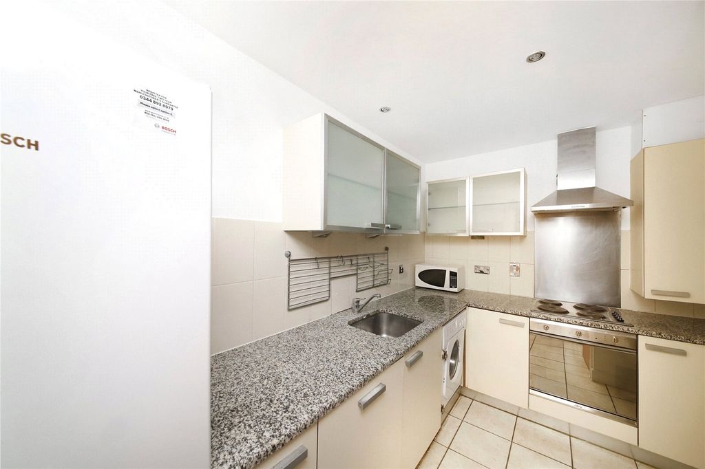 Property photo 2 of 14 Kitchen