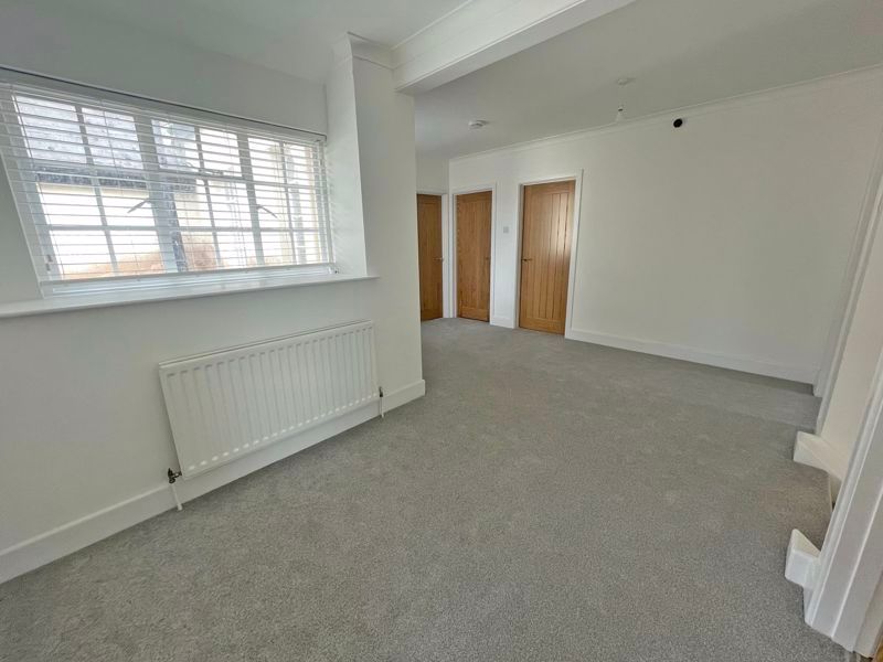Property photo 3 of 10 Recep Hall