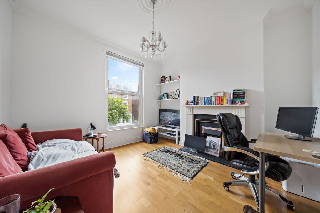 Property photo 2 of 12