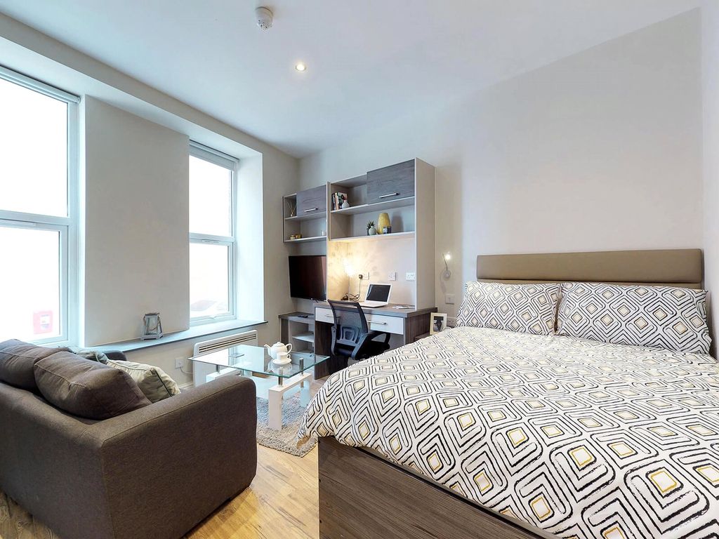 Property photo 3 of 8