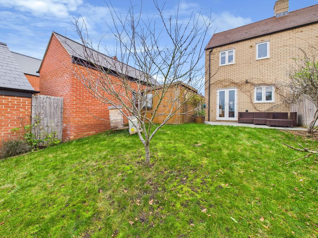 Property photo 2 of 20