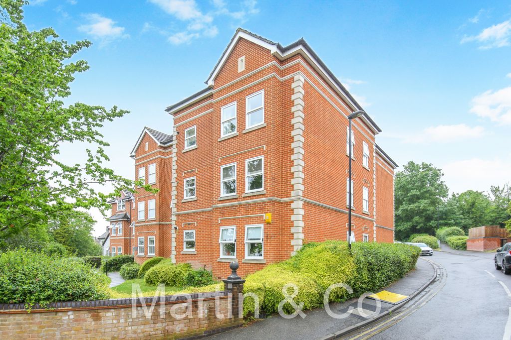 Property photo 1 of 14 1712611950 - 7, 21 Normanton Road, Cr2 - 1