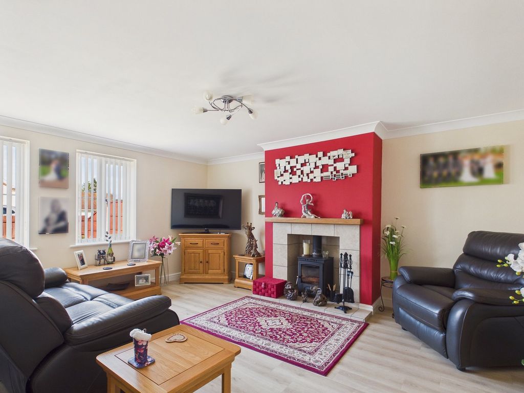 Property photo 3 of 24