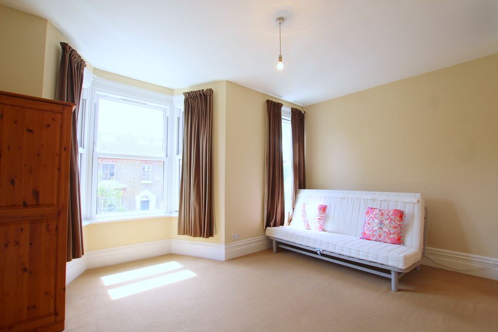 Property photo 2 of 6 2