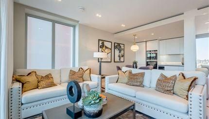 Property photo 1 of 11 Living Room