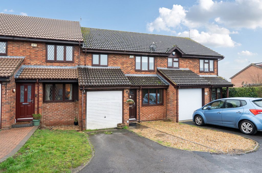 Property photo 1 of 15 1406807-21-6981Cb...