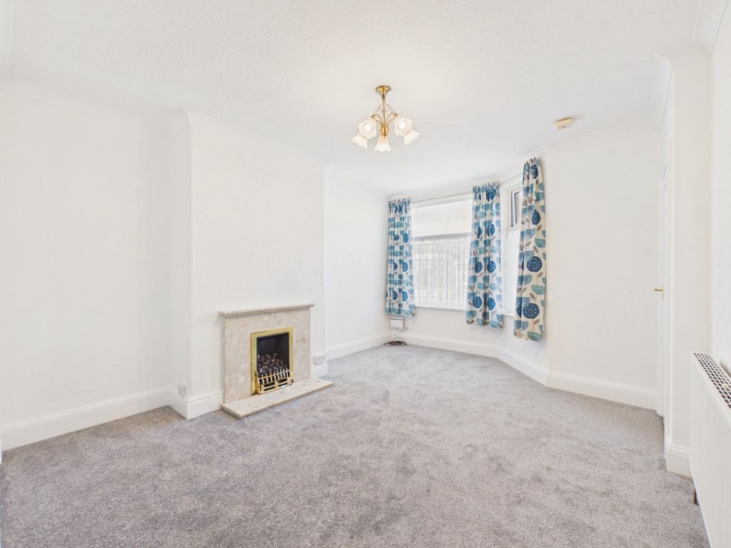 Property photo 2 of 14 4458448