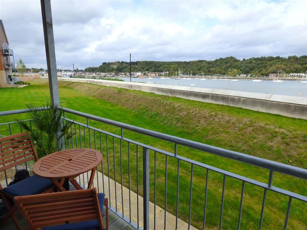 Property photo 2 of 5 River View