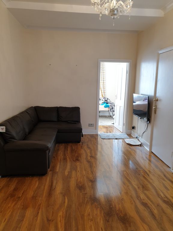 Property photo 3 of 6