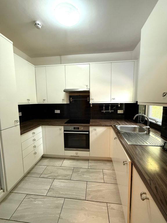 Property photo 2 of 6 2