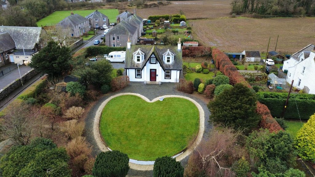 Property photo 1 of 13 Front