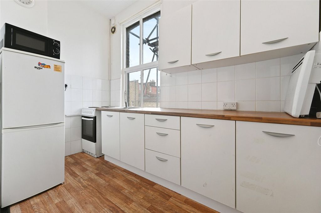Property photo 3 of 8 Picture No. 08