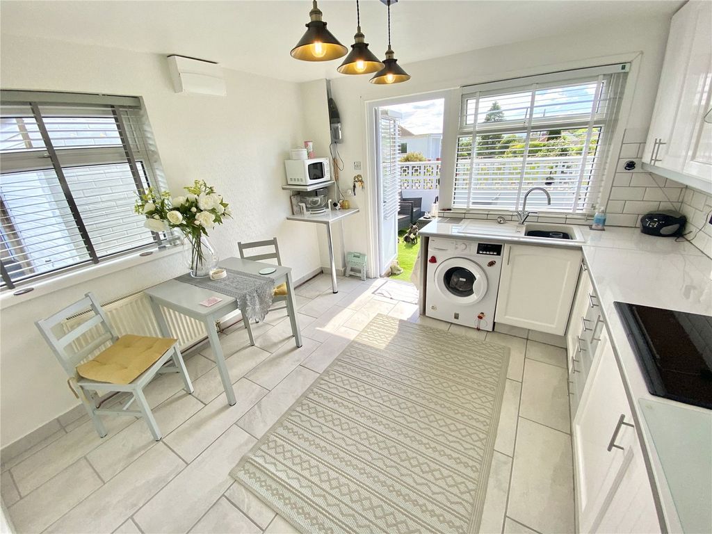 Property photo 3 of 19 Picture No. 15