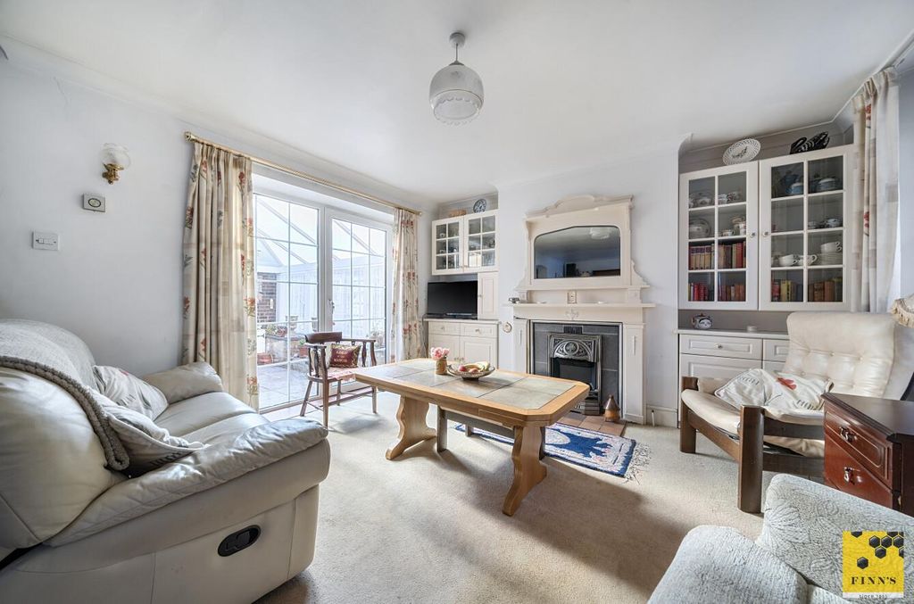 Property photo 3 of 20 0284922B-E5B7-414E-A21B-7E55c6A3A002.Jpg