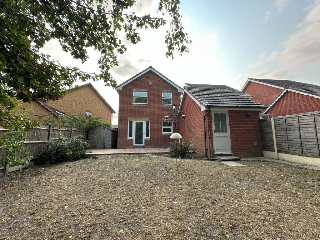 Property photo 2 of 17