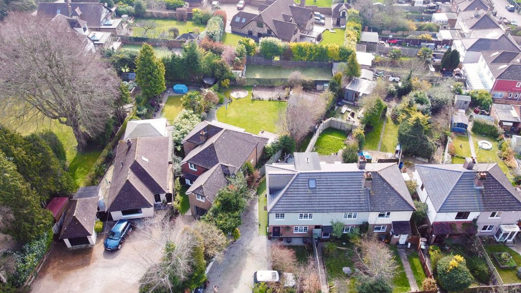 Property photo 1 of 25