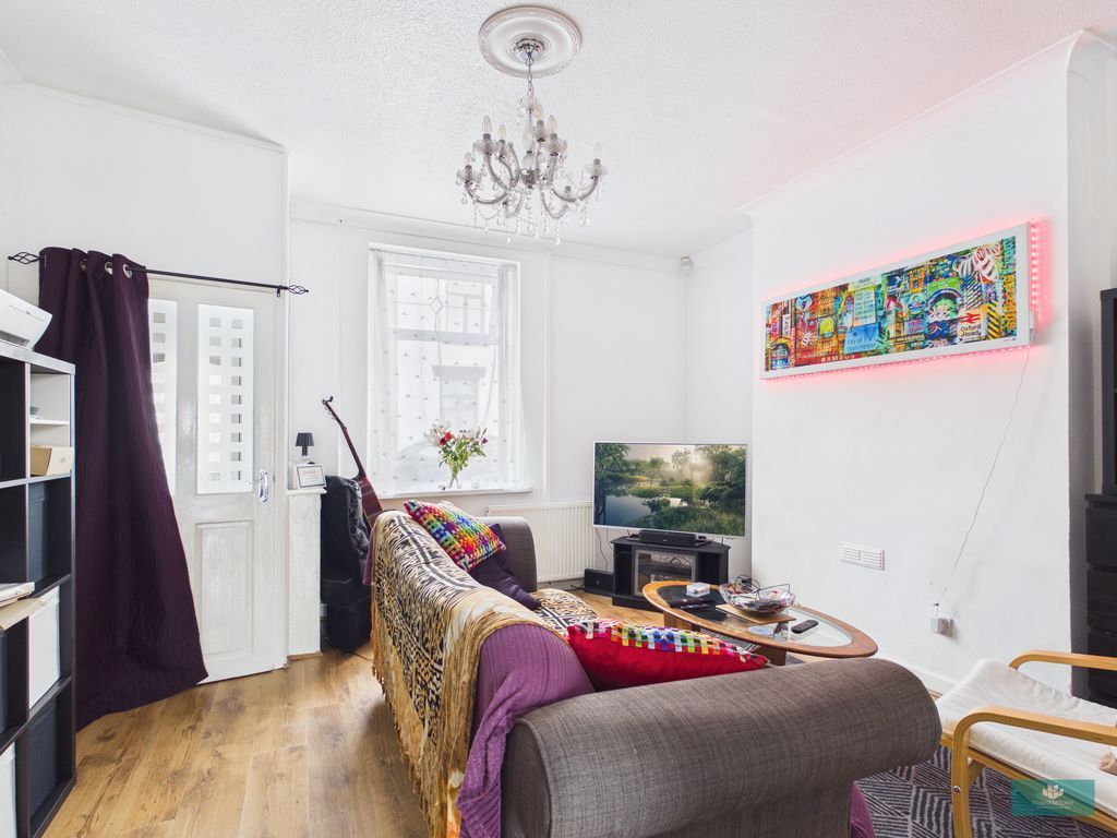 Property photo 2 of 14 Photo 1