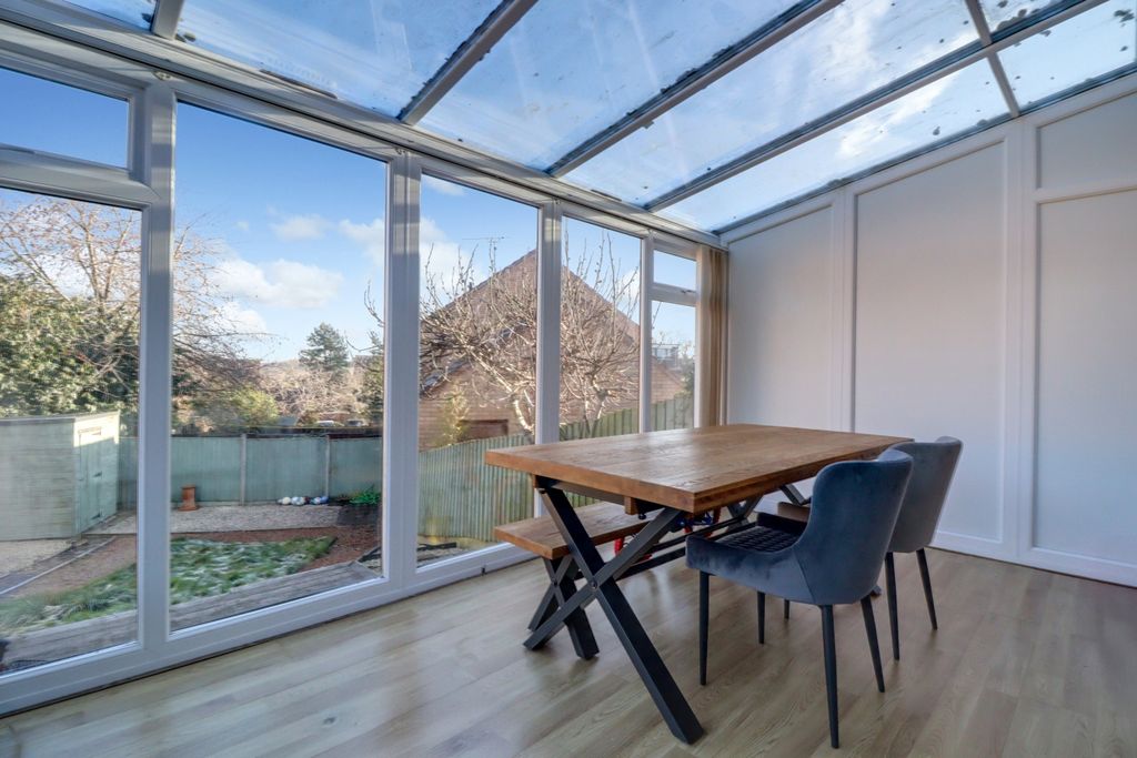 Property photo 3 of 16 Conservatory-II