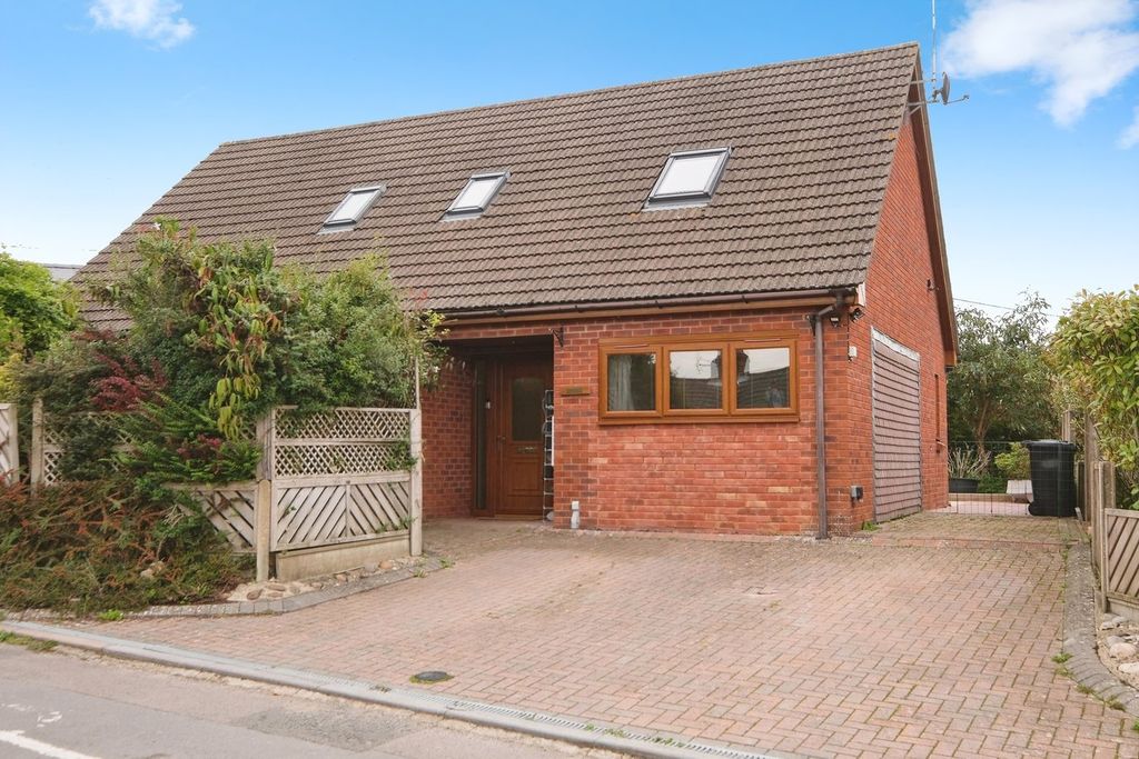 Property photo 1 of 20