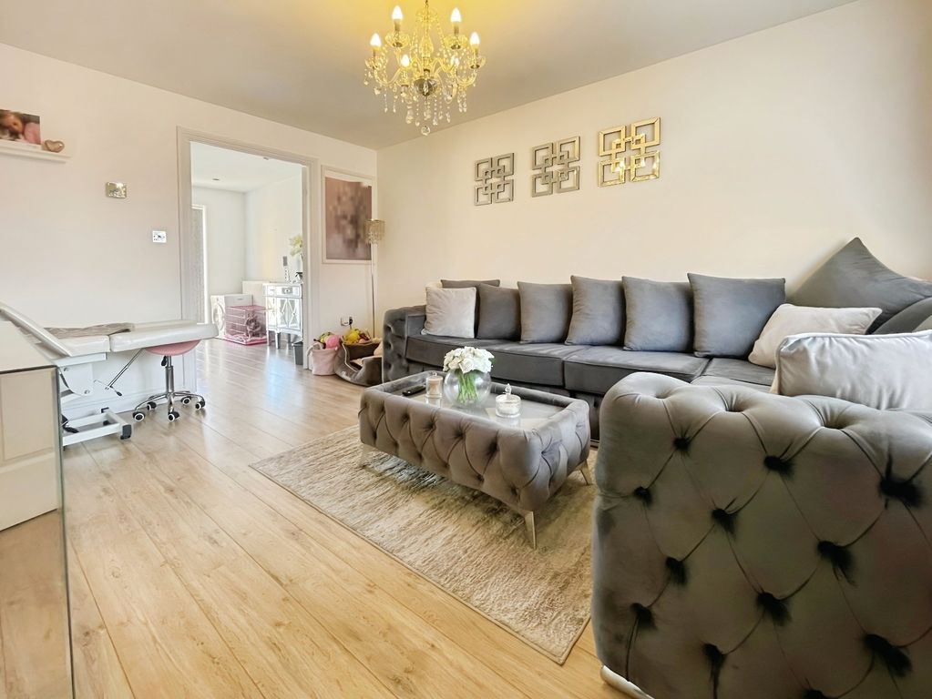 Property photo 3 of 14 Picture No. 21