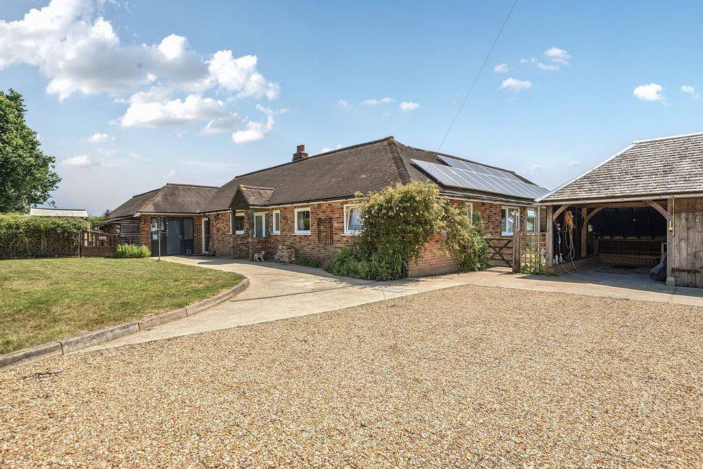 Property photo 3 of 31