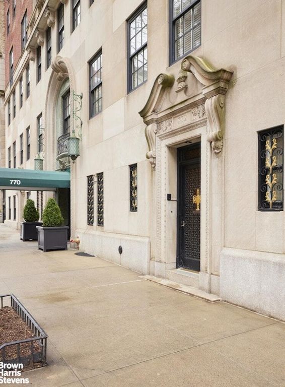 Property photo 2 of 14 <Alttext/>