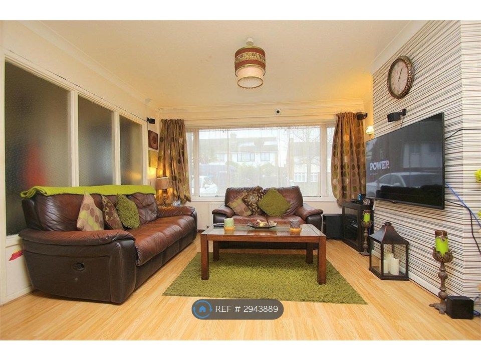 Property photo 2 of 10 Lounge