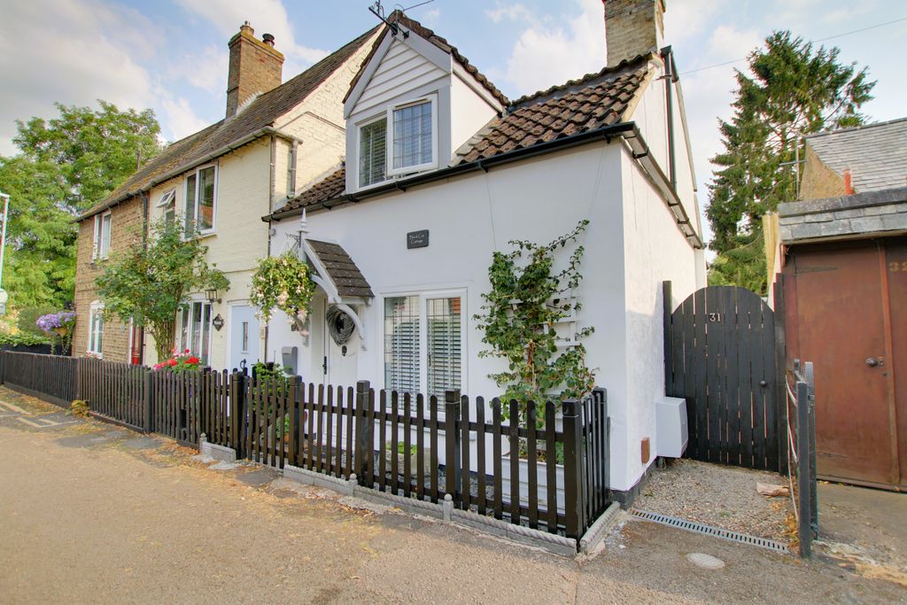 Property photo 1 of 6