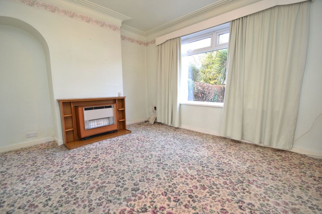 Property photo 3 of 20 Photograph 3